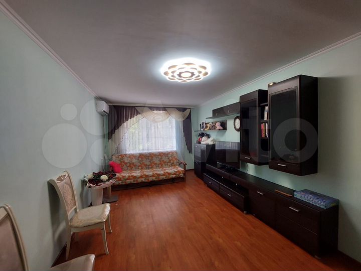 3-к. квартира, 73 м², 2/5 эт.