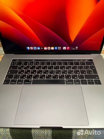 Apple macbook pro A1707 2017 i7