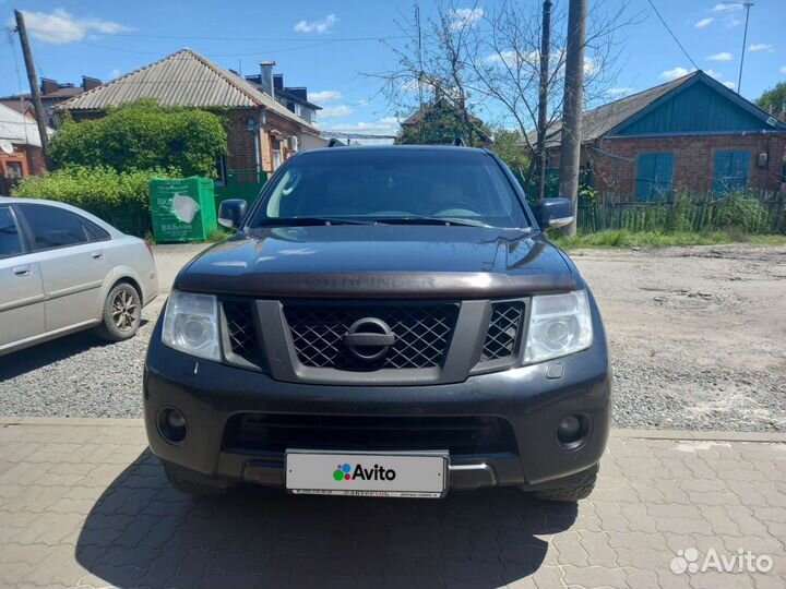 Nissan Pathfinder 2.5 AT, 2012, 219 000 км