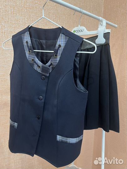 Жилетка для девочки школьная