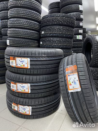 Tracmax X-Privilo TX3 235/45 R18 98W