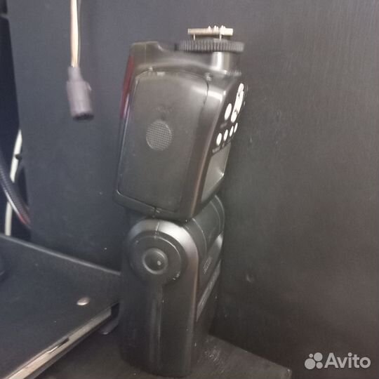 Вспышка Yongnuo YN565EX