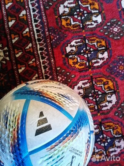 Футбольный мяч Adidas Qatar 2022