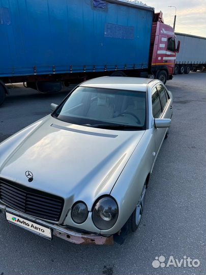 Mercedes-Benz E-класс 2.4 МТ, 1997, 331 530 км