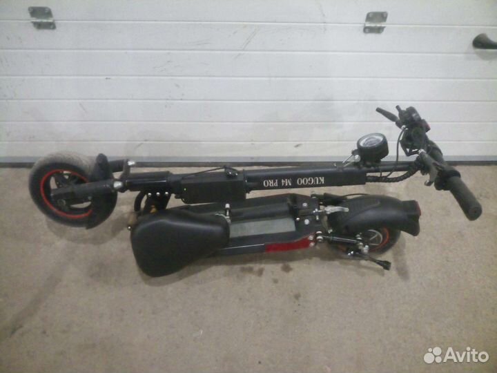 Электросамокат Kugoo М4 PRO 63км/ч 600w,литые шины