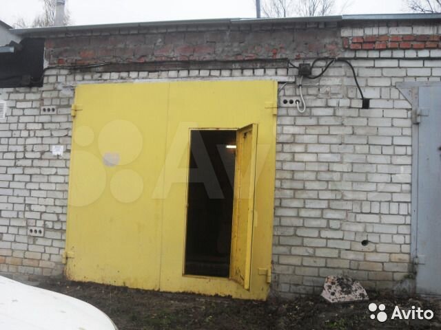 Гараж, > 30 м²