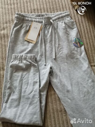 Спортивные брюки