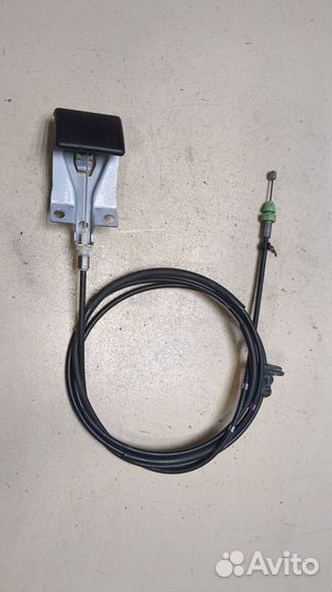 Трос капота Infiniti QX56, 2011