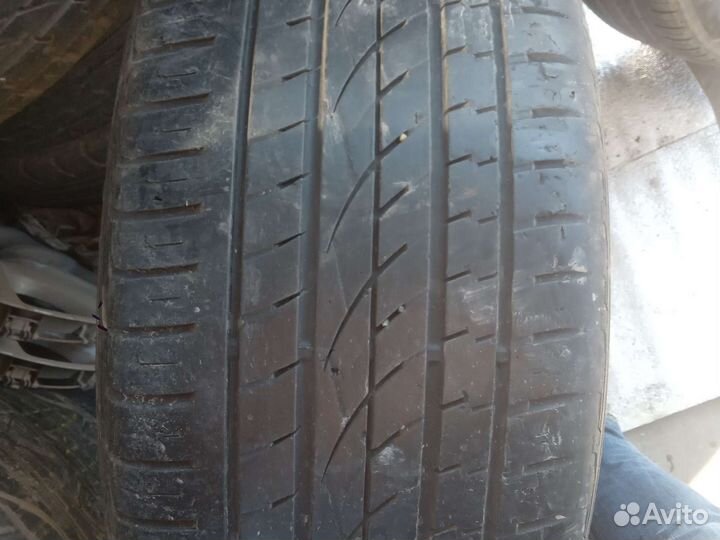 Continental CrossContact UHP E 295/40 R21