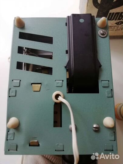 Фильмоскоп и диафильмы в подарок в отл. состоянии