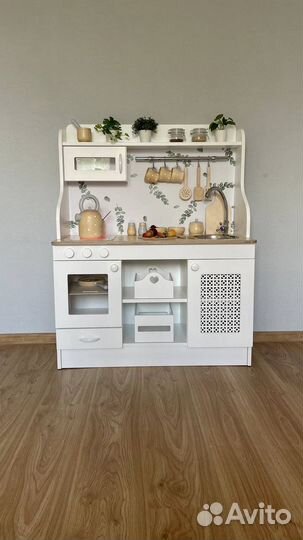 Детская кухня деревянная