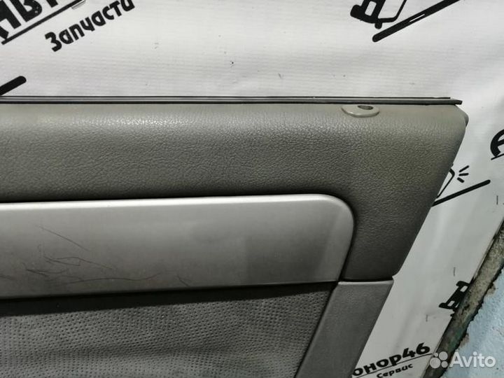 Обшивка передней правой двери Chevrolet Lacetti