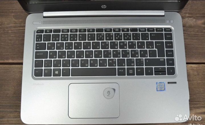 HP EliteBook 1040 G3 i5-6300U 2.4Gh/8Gb/256SSD