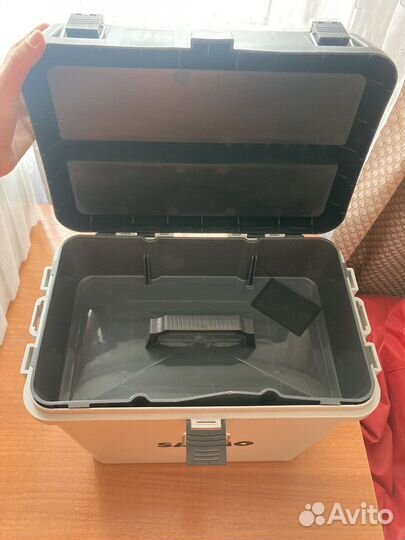 Рыболовный ящик