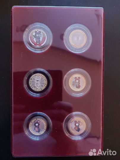 Памятные монеты банка России