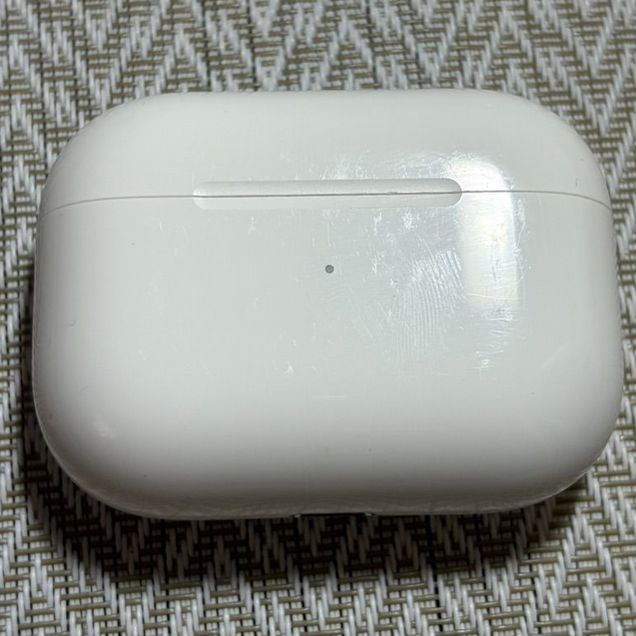 Кейс AirPods Pro 2 lightning