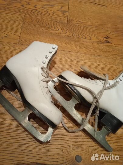 Коньки фигурные Axel Cortina 36 размер