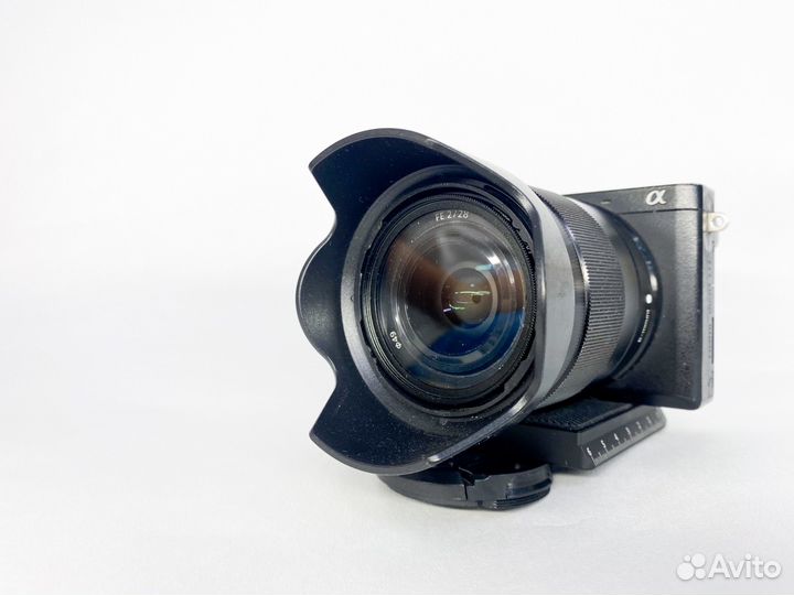 Объектив Sony FE 28mm f2