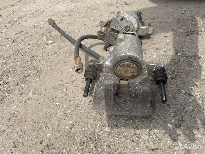 Задние суппорта golf 5