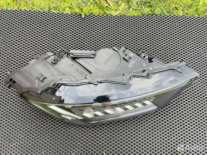 Audi Q7 4m рестайлинг фара матричная правая