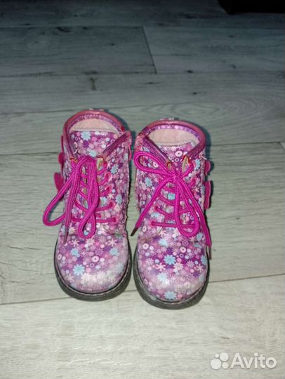 Ботинки для девочки