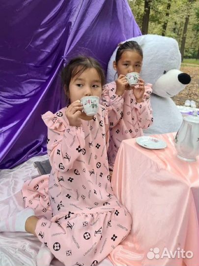 Платье для девочки новое