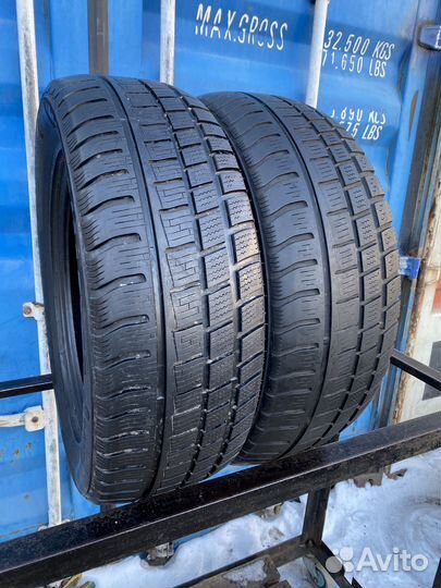 Cooper Weather-Master Snow 215/60 R16