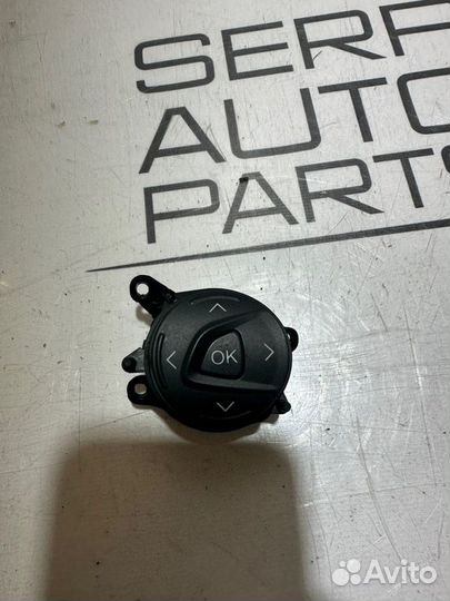 Кнопка руля правая Ford Focus 3 CB8 1.6L ecoboost