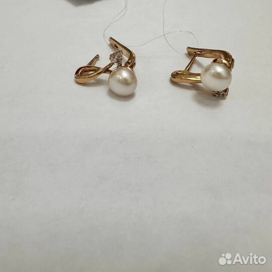 Золотые серьги 585