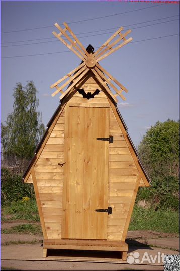 Уличный туалет деревянный BAG341