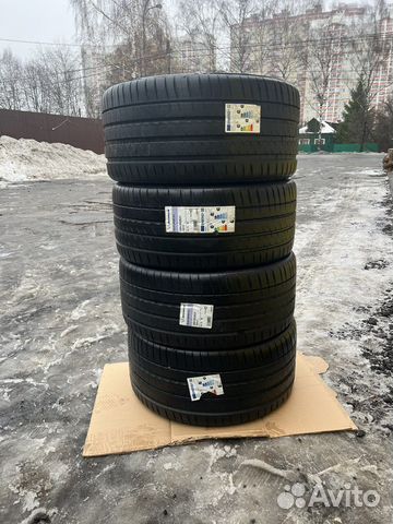 Michelin Pilot Sport 4 S 265/35 R21 и 305/30 R21