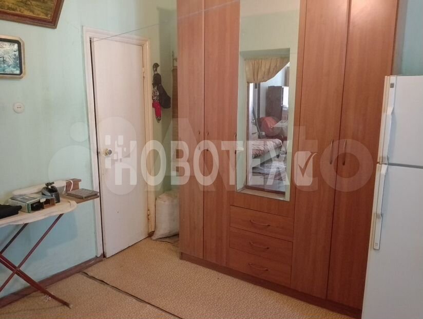 4-к. квартира, 65 м², 1/1 эт.