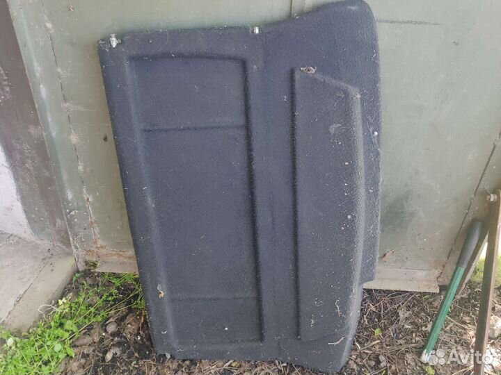 Полка багажника