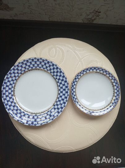 Тарелка мелкая и пепельница 