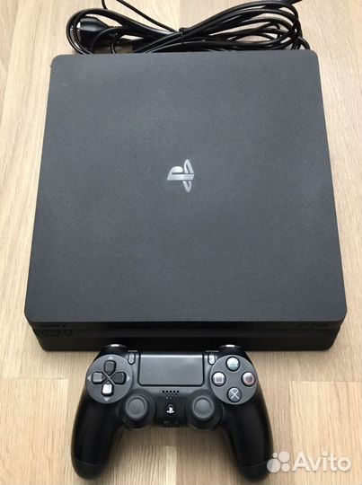 Sony PS4 slim 1tb