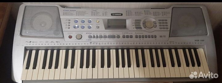 Синтезатор Yamaha PSR 290