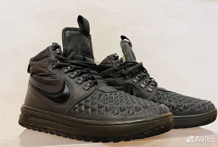 Кроссовки зимние nike б/у