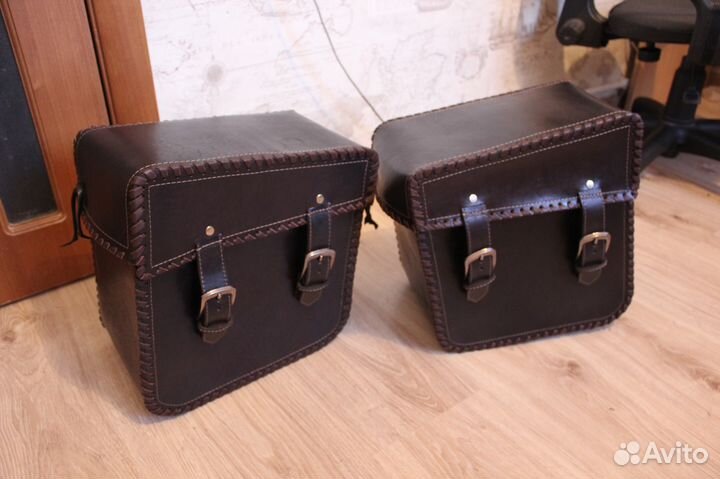 Боковые кофры из кожи для мотоцикла