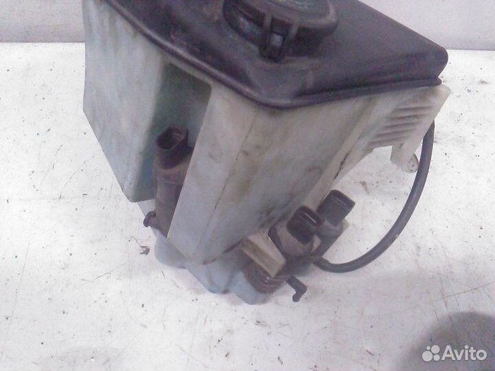 Бачок омывателя лобового стекла Bmw X5 E53 M54B30