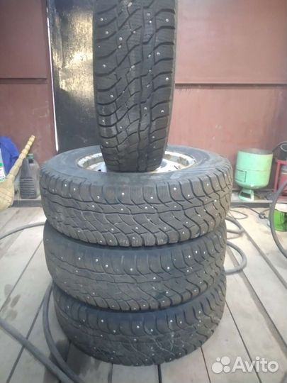 Viatti Bosco Nordico V-523 205/70 R15