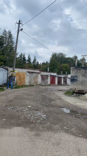 Гараж, > 30 м²