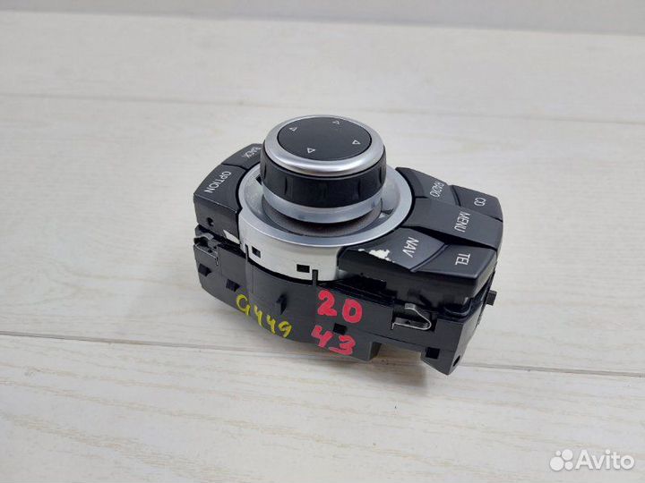 Блок управления магнитолой Bmw