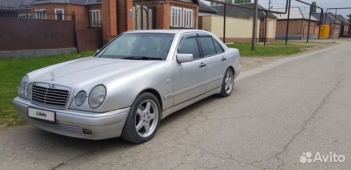 Mercedes-Benz E-класс 3.2 AT, 1998, 397 364 км