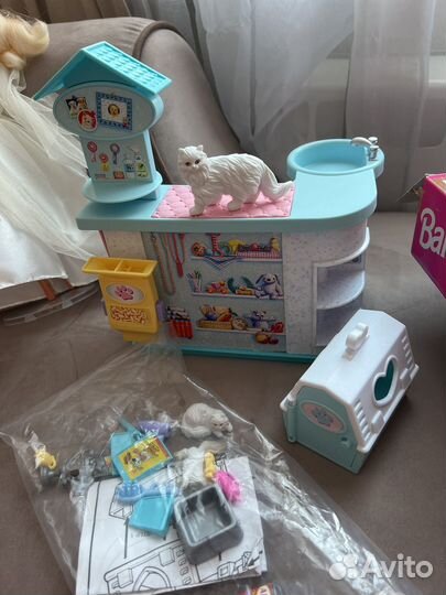 Набор ветеринарный центр Barbie Mattel