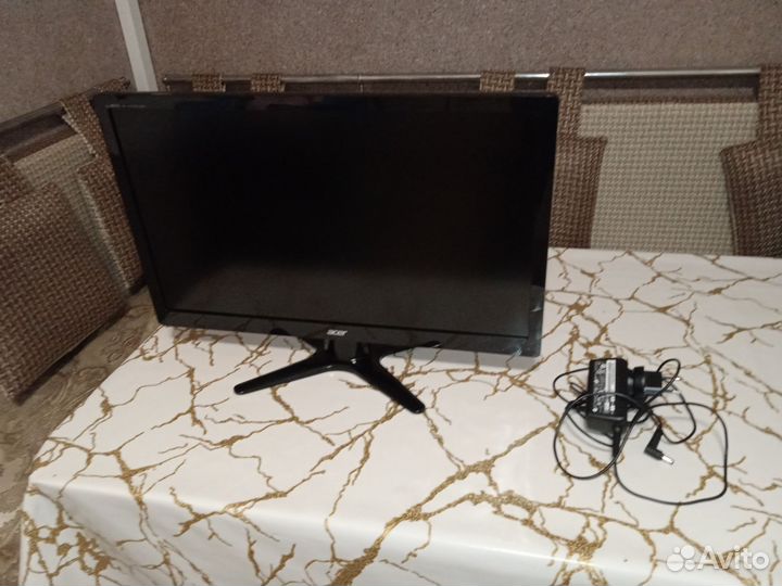 Монитор Acer 22 va матрица