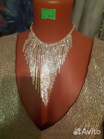 Украшения много