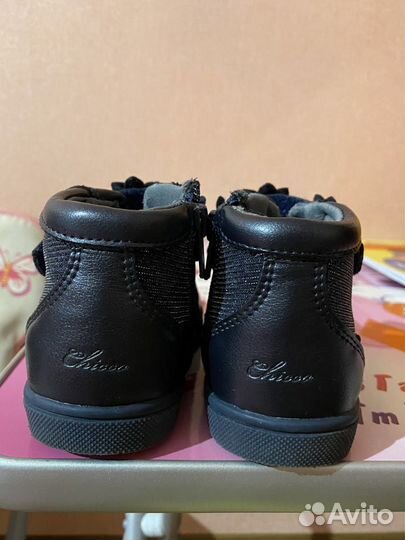 Ботинки осенние Chicco для девочки
