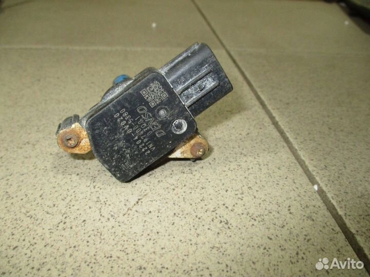 Расходомер воздуха Toyota Corolla (E150)