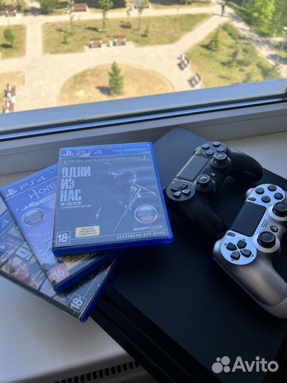 Sony playstation 4 pro 1tb