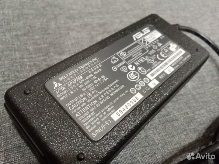 Зарядка для ноутбука Asus Vivobook X201E, X202E